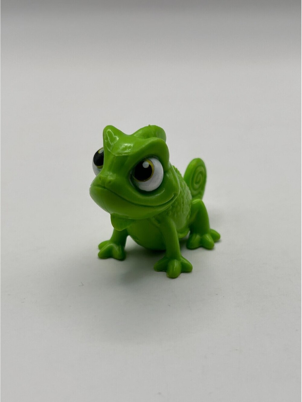 Disney Tangled Pascal Chameleon Mini Figure Green Painted Eyes